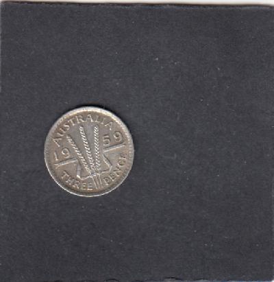 Beschrijving: 3 Pence ELIZABETH II 